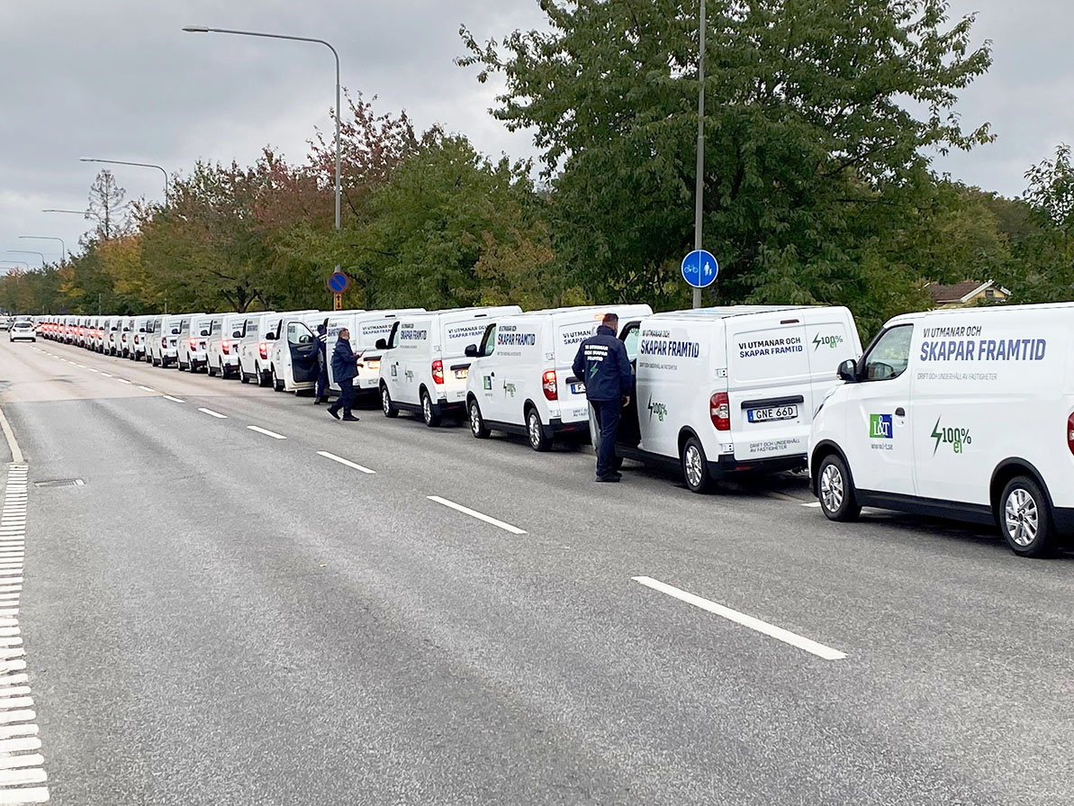 At the end of September, Maxus Sweden delivered 50 electric vans to customer L&T, Lassila & Tikanoja. 